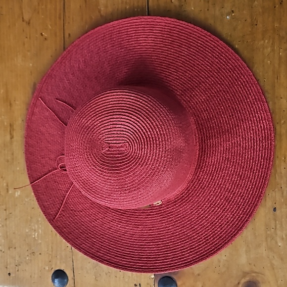 Beach Sun Hat with Button Details - Picture 9 of 9